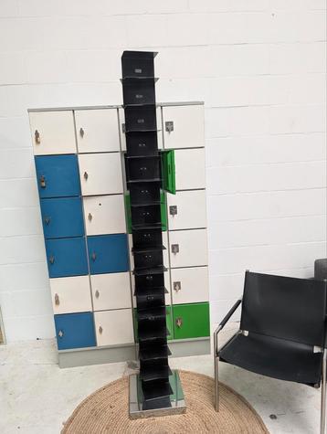 Ptolomeo Boekenkast - Uniek Design beschikbaar voor biedingen