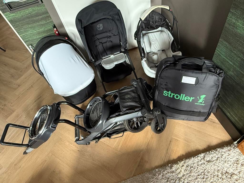 Orbit Baby complete kinderwagen set G3 kleur zwart, Zo goed als nieuw, Combiwagen, Verstelbare duwstang, Ophalen