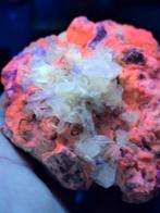 SELENIET OP ARAGONIET (ITALIË) UV, Ophalen of Verzenden, Mineraal