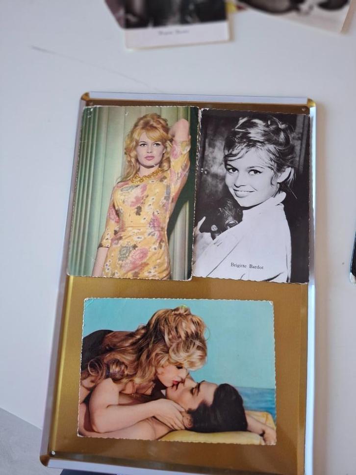 Grote collectie ansichtkaarten artiesten jaren 50/60, Verzamelen, Muziek, Artiesten en Beroemdheden, Zo goed als nieuw, Foto of Kaart