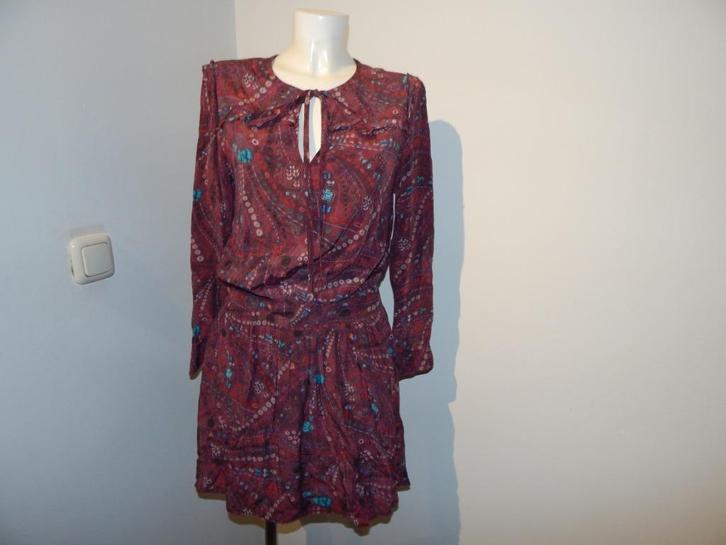 Zadig & Voltaire bordeaux rode jurk in print strik hals 38, Kleding | Dames, Jurken, Zo goed als nieuw, Maat 38/40 (M), Rood, Boven de knie