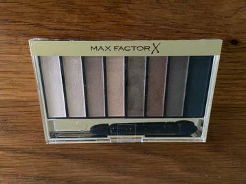 Max Factor oogschaduw beschikbaar voor biedingen