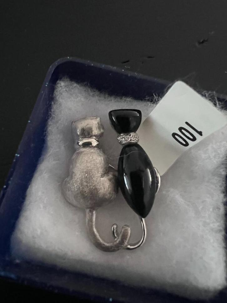Broche Sterling zilver 925 - twee zittende katten, Sieraden, Tassen en Uiterlijk, Broches, Nieuw, Zilver, Zilver, Met strass, Ophalen of Verzenden