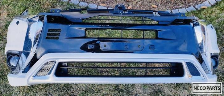 MITSUBISHI OUTLANDER BUMPER VOORBUMPER 2018-2020, Auto-onderdelen, Dashboard en Schakelaars, Mitsubishi, Gebruikt, Ophalen of Verzenden