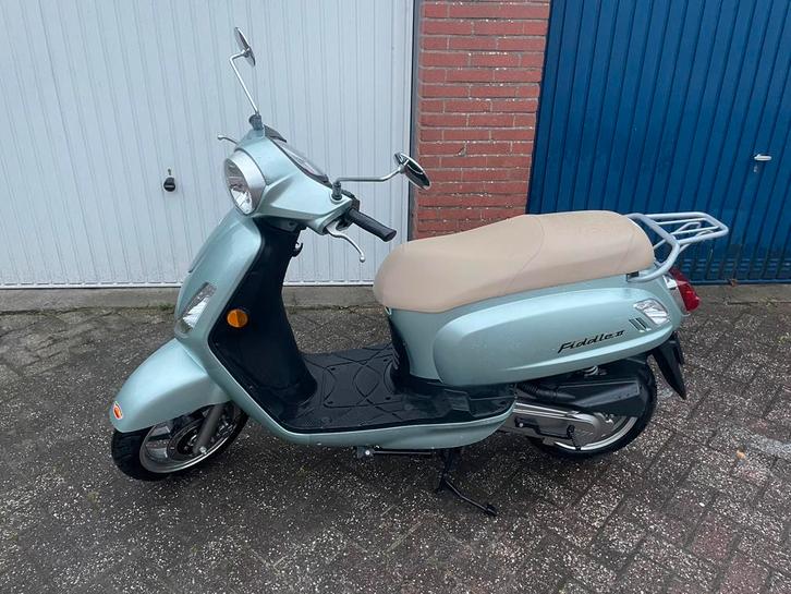 Sym fiddle 2 4 takt met 103km op teller!, Fietsen en Brommers, Scooters | SYM, Nieuw, Fiddle, Maximaal 25 km/u, Benzine, Ophalen