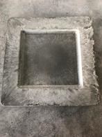 Grijze dienblad/plateau, zo goed als nieuw, Huis en Inrichting, Ophalen of Verzenden, Zo goed als nieuw, Vierkant, Schaal