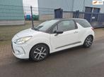 Citroen DS3 1.4 e-HDi Chic AUT. *EINDEJAARS AANBIEDING!, Auto's, Euro 5, Stof, Gebruikt, 4 cilinders