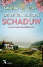 Lucinda Riley - Schaduw - 3, Boeken, Romans, Ophalen of Verzenden, Zo goed als nieuw, Nederland