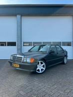 Mercedes 190 2.5 16V automaat W201 Zeldzaam, Auto's, Achterwielaandrijving, Zwart, 4 cilinders, Zwart