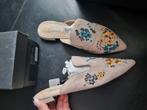 Nieuwe aparte leren slippers, Kleding | Dames, Massimo Dutti, Ophalen, Nieuw