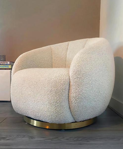 Richmond Interiors Draaifauteuil Jago - Bouclé Wit, Huis en Inrichting, Fauteuils, Nieuw, Metaal, Stof, 75 tot 100 cm, 75 tot 100 cm