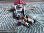 Schleich 42369 Paardenbox met Arabieren, Ophalen of Verzenden, Zo goed als nieuw, Paard, Beeldje of Figuurtje