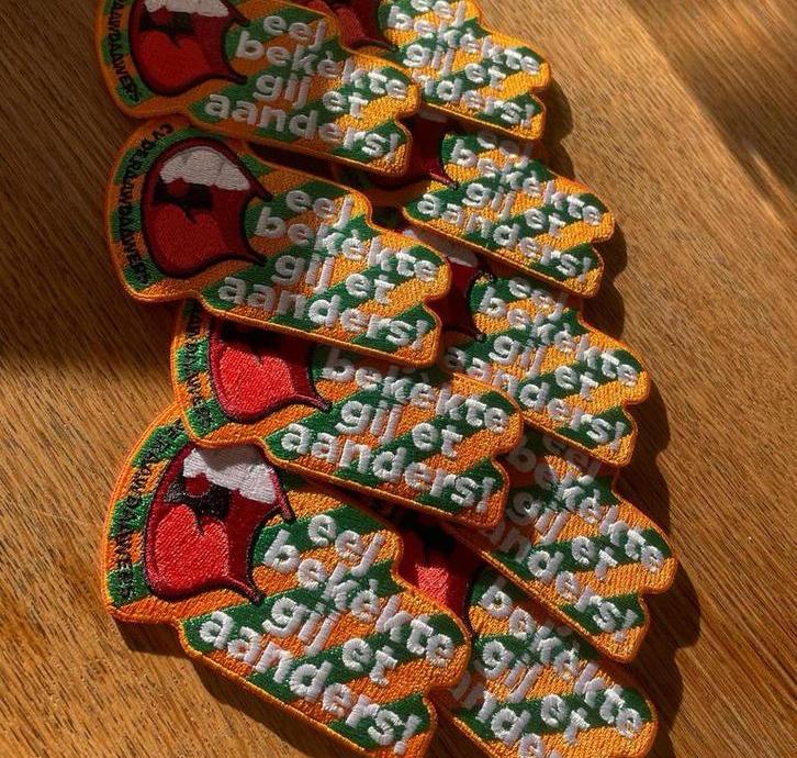 Carnaval Emblemen - Raawdaawers, Ophalen of Verzenden, Nieuw, Carnaval, Accessoires