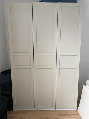 IKEA PAX kast closet met FLISBERGET deuren doors beschikbaar voor biedingen