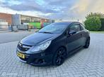 Opel Corsa 1.6-16V T OPC - NEW APK 09/25 - 192 PK - SCHERM, Auto's, Opel, Gebruikt, Zwart, Leder en Stof, Zwart