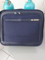 Delsey/ laptop tas, Computers en Software, Laptoptassen, Ophalen of Verzenden, Zo goed als nieuw