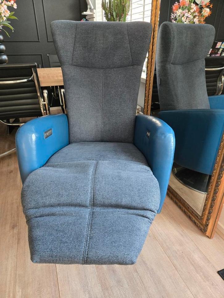 XL sta op stoel Prominent lange mensen met Accu en usb ZGAN, Huis en Inrichting, Fauteuils, Zo goed als nieuw, Ophalen