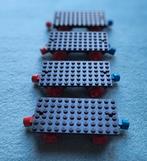 Lego trein wagon onderstellen met magneten (kort model), Ophalen of Verzenden, Gebruikt, Losse stenen, Lego