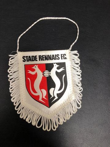 Banderin de futbol  del Stade Rennais FC,  beschikbaar voor biedingen