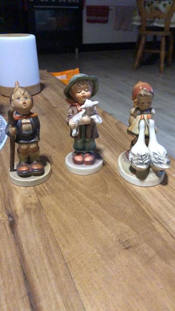 Goebel Hummel Beeldjes Set beschikbaar voor biedingen