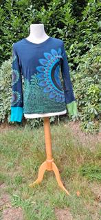 Prachtige trui van Desigual, maat L, Ophalen