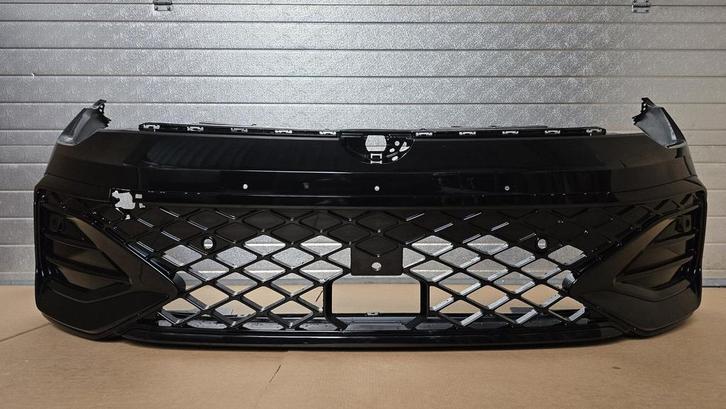 Voorbumper VW Golf 8 VIII 8.5 FACELIFT R-LINE 4xPDC bj.2024-, Auto-onderdelen, Carrosserie en Plaatwerk, Bumper, Voor, Gebruikt