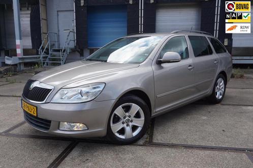 Skoda Octavia Combi 1.2 TSI Ambition Business Line * Airco *, Auto's, Skoda, Bedrijf, Te koop, Octavia, ABS, Airbags, Airconditioning