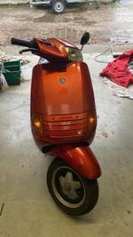 Piaggio skipper 125 SKR frame zonder motor voor onderdelen, Fietsen en Brommers, Scooters | Piaggio, Ophalen, Gebruikt, Benzine