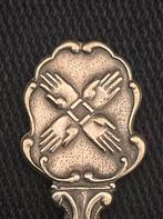 Lepeltje met 4 handen, Antiek en Kunst, Ophalen of Verzenden