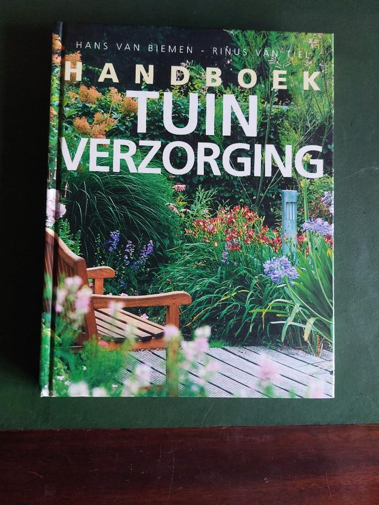 Mooie set van 4 voor uw tuin en uw tuinvogels, Boeken, Zie toelichting, Ophalen of Verzenden, Zo goed als nieuw, Tuinieren en Tuinplanten