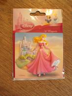 Disney Doornroosje 3D magneet voor kasteel 8cm, Ophalen of Verzenden, Overige figuren, Nieuw, Beeldje of Figuurtje