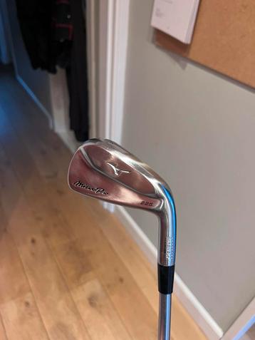 Mizuno 225 ijzer 4 beschikbaar voor biedingen
