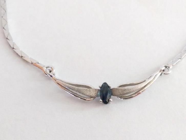 zilver COLLIER 43 cm, met HANGER bezet met blauwe Saffier, Sieraden, Tassen en Uiterlijk, Kettingen, Nieuw, Zilver, Zilver, Met edelsteen