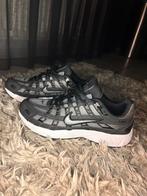Nike P6000 Black Cool Grey - Maat 43, Kleding | Dames, Ophalen of Verzenden, Zo goed als nieuw, Zwart, Sneakers of Gympen