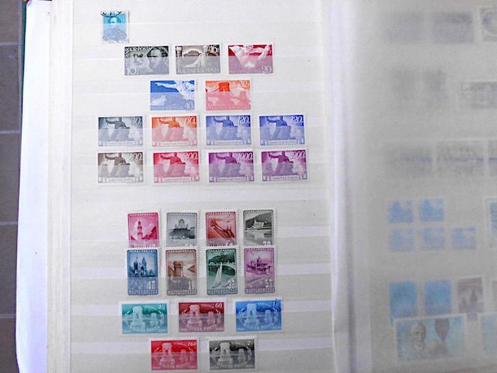 Hongarije : 91 postzegels (periode 1932 - 1999), Postzegels en Munten, Postzegels | Europa | Hongarije, Verzenden