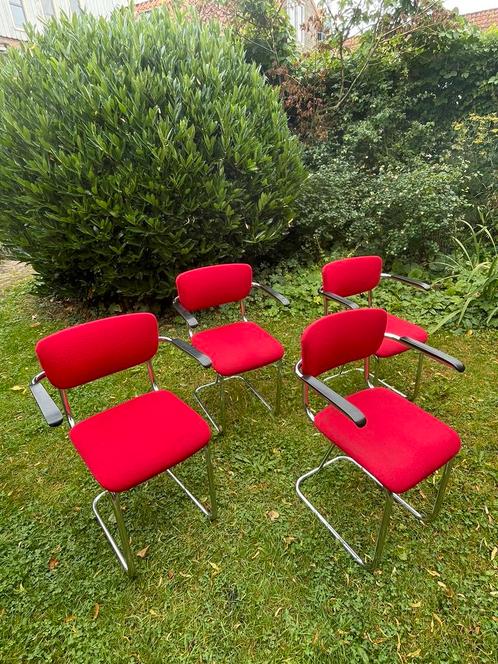 Set van 4 Gispen 207 stoelen, Huis en Inrichting, Stoelen, Zo goed als nieuw, Vier, Metaal, Stof, Rood, Ophalen