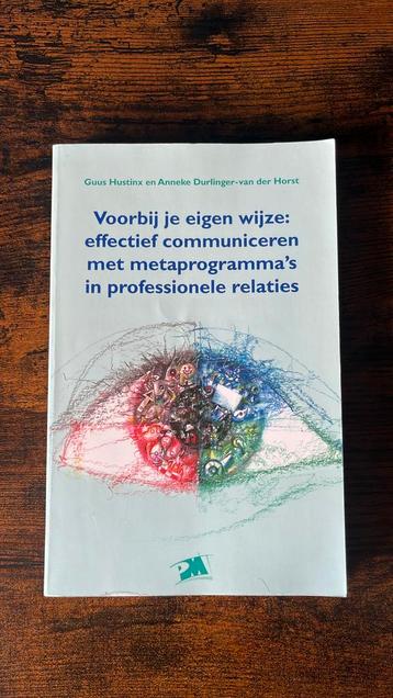 G. Hustinx - Voorbij je eigen wijze beschikbaar voor biedingen
