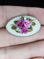 zeer mooie vintage porseleinen broche, Ophalen of Verzenden, Zo goed als nieuw, Overige materialen