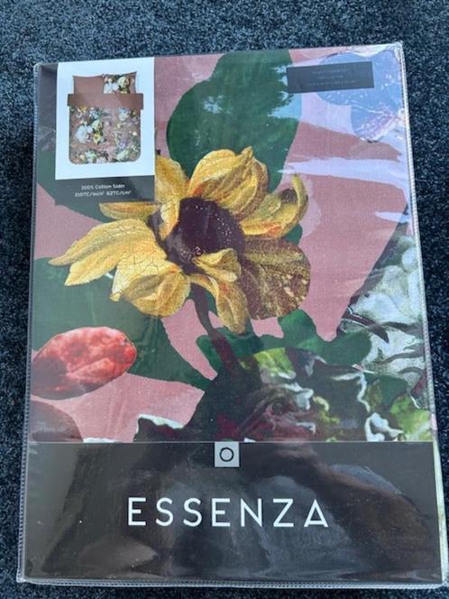 Essenza Dekbedovertrek 2 Persoons, Huis en Inrichting, Slaapkamer | Beddengoed, Nieuw, Dekbedovertrek, Tweepersoons, Roze, Ophalen of Verzenden