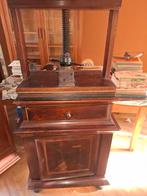 Antieke Linnenpers uit Landhuis bij Bussum, Ophalen