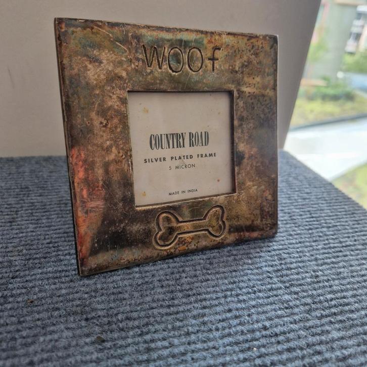 Antiek Verzilverd Fotolijstje Hond, Antiek en Kunst, Antiek | Woonaccessoires, Ophalen of Verzenden