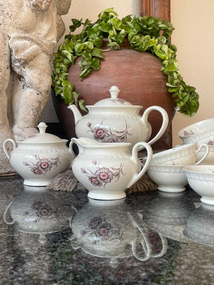 Mosa Maastricht ontbijtservies (5poortjes), Antiek en Kunst, Antiek | Servies compleet, Ophalen of Verzenden