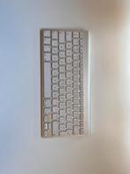 Apple MagicKeyboard A1314, Multimediatoetsen, Ophalen of Verzenden, Zo goed als nieuw, Draadloos