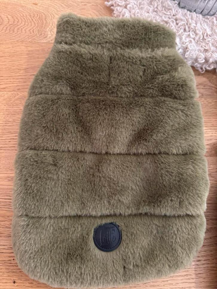 Jas hond zacht groen met klittenband, Dieren en Toebehoren, Hondenkleding, Zo goed als nieuw, Hondenjas, Ophalen of Verzenden