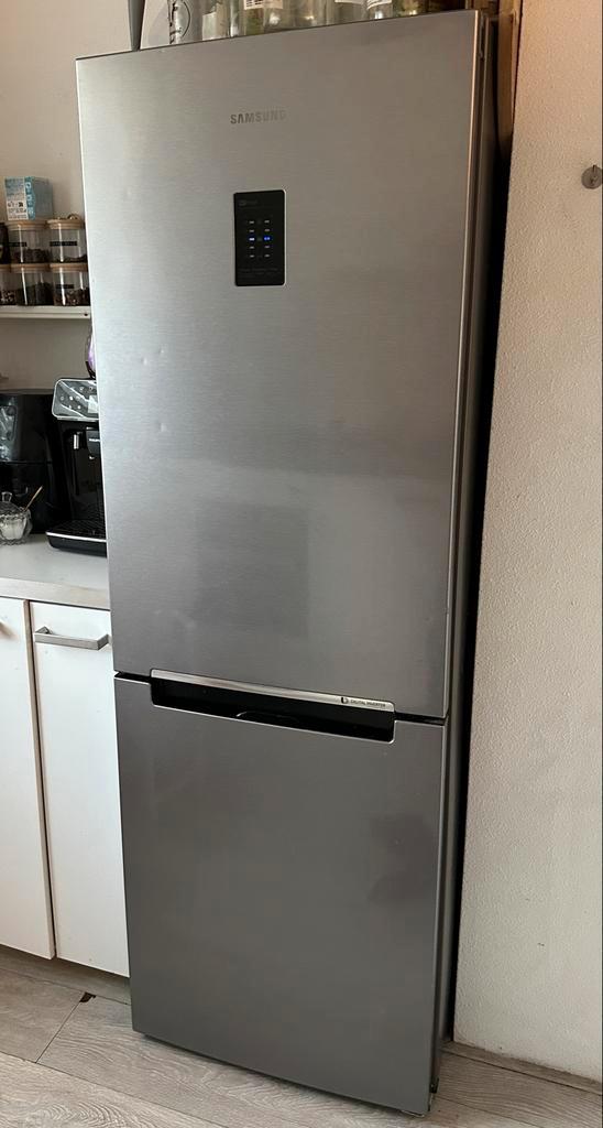 Samsung Koel-Vriescombinatie RB29FERNCSA, Witgoed en Apparatuur, Koelkasten en IJskasten, Gebruikt, Met vriesvak, 200 liter of meer