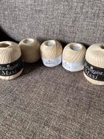 Pakket van 2 Bol Scheepjes Maxi & 3 Bol DMC Babylo, Hobby en Vrije tijd, Breien en Haken, Ophalen of Verzenden, Zo goed als nieuw