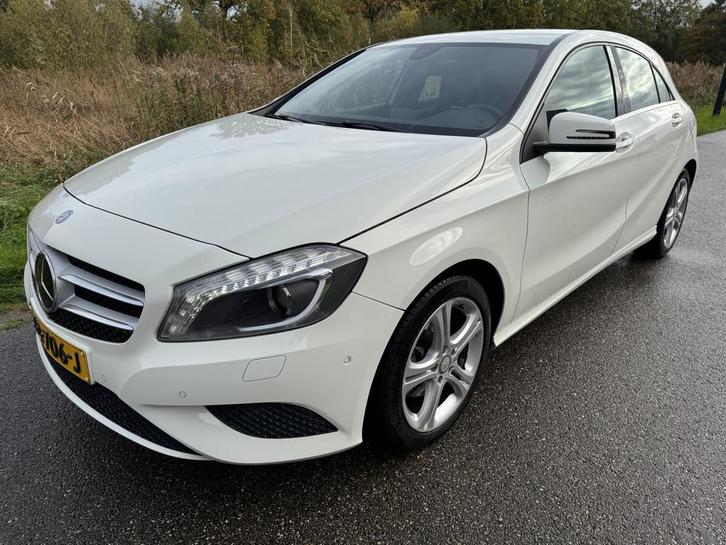 Mercedes-Benz A-Klasse 180 Prestige Xenon Navi (bj 2014), Auto's, Mercedes-Benz, Bedrijf, Te koop, A-Klasse, ABS, Airbags, Airconditioning