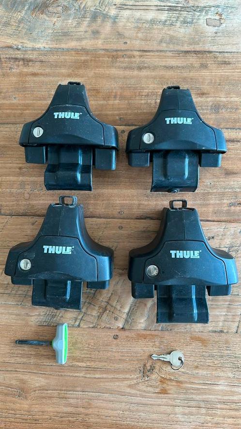 Thule voetenset (kit 754) voor Golf 7 glad dak, Auto diversen, Dakdragers, Gebruikt, Ophalen of Verzenden