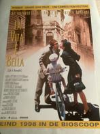 LA VITA E BELA   filmposter   70-100 cm, Verzamelen, Ophalen of Verzenden, Zo goed als nieuw, Deurposter of groter, Film en Tv