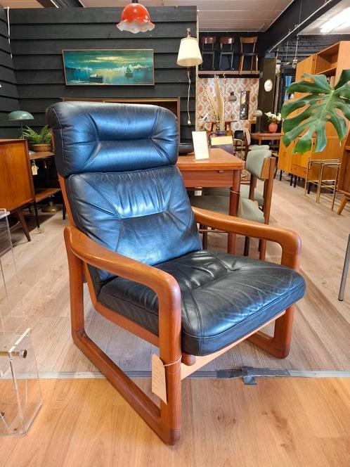 Vintage Poul Jeppesen Holstebro Denmark design stoel leer, Huis en Inrichting, Fauteuils, Zo goed als nieuw, Hout, Leer, 75 tot 100 cm